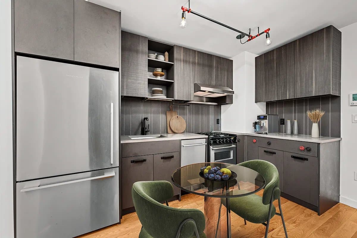 1 bed apartment at 123 Melrose Street, Unit 821, Bushwick, photo 4 of 6
