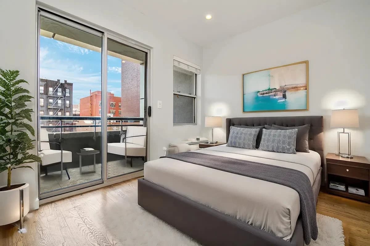2 bed apartment at 152 Ludlow Street, Unit 4B, Lower East Side, photo 3 of 5