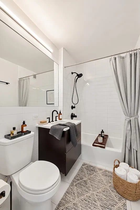3 bed apartment at 250 East Houston Street, Unit 9C, East Village, photo 9 of 9