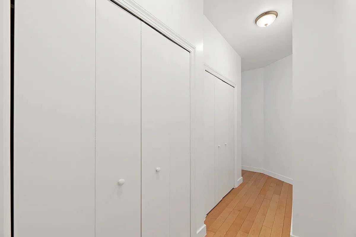 1 bed apartment at 206 Rivington Street, Unit 2B, Lower East Side, photo 4 of 5