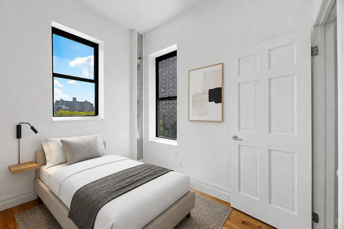 3 bed apartment at 243 Henry Street, Unit 21, Lower East Side, photo 3 of 6