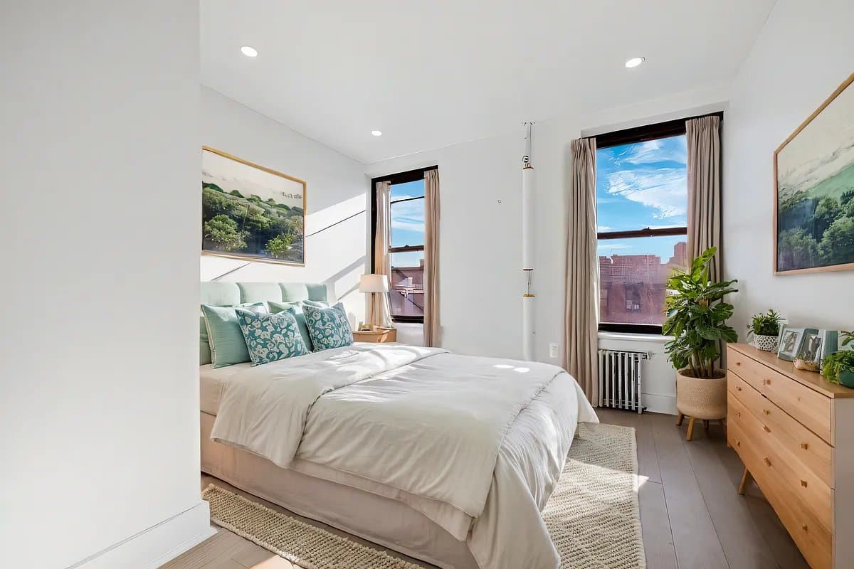 163 First Avenue, photo 5