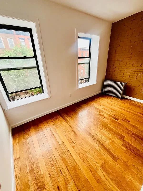 3 bed apartment at 422 East 118th Street, Unit 2, Harlem, photo 1 of 7