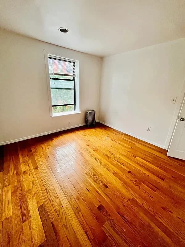 3 bed apartment at 422 East 118th Street, Unit 2, Harlem, photo 4 of 7