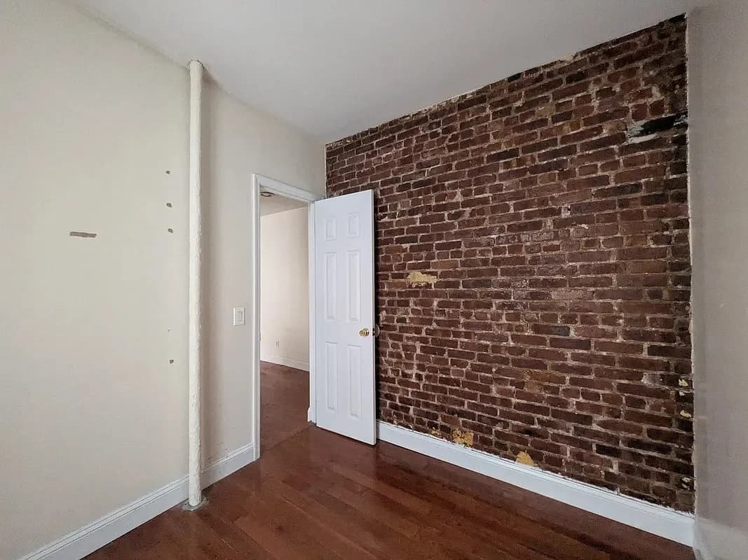 3 bed apartment at 533 West 158th Street, Unit 23, Washington Heights, photo 7 of 10