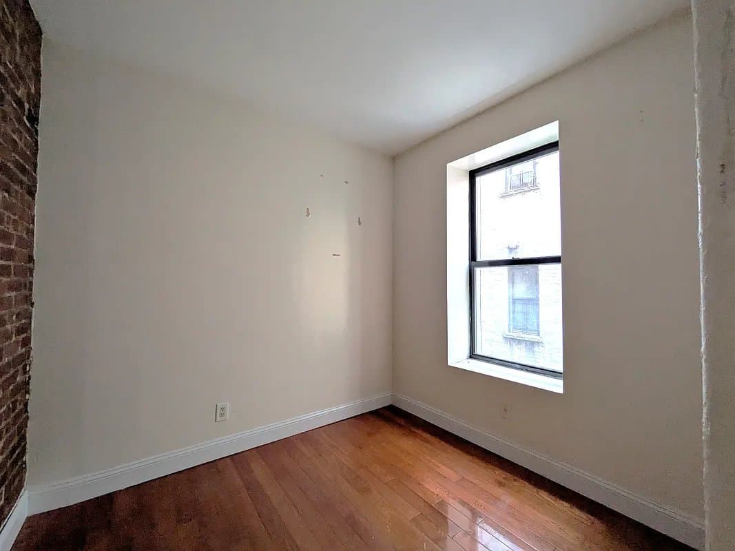3 bed apartment at 533 West 158th Street, Unit 23, Washington Heights, photo 6 of 10