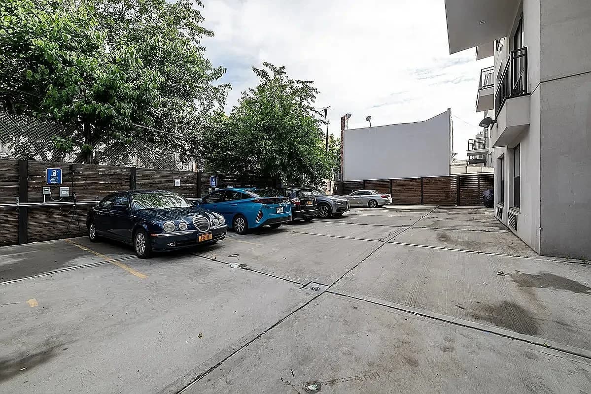 2 bed apartment at 73 Starr Street, Unit 5A, Bushwick, photo 8 of 14