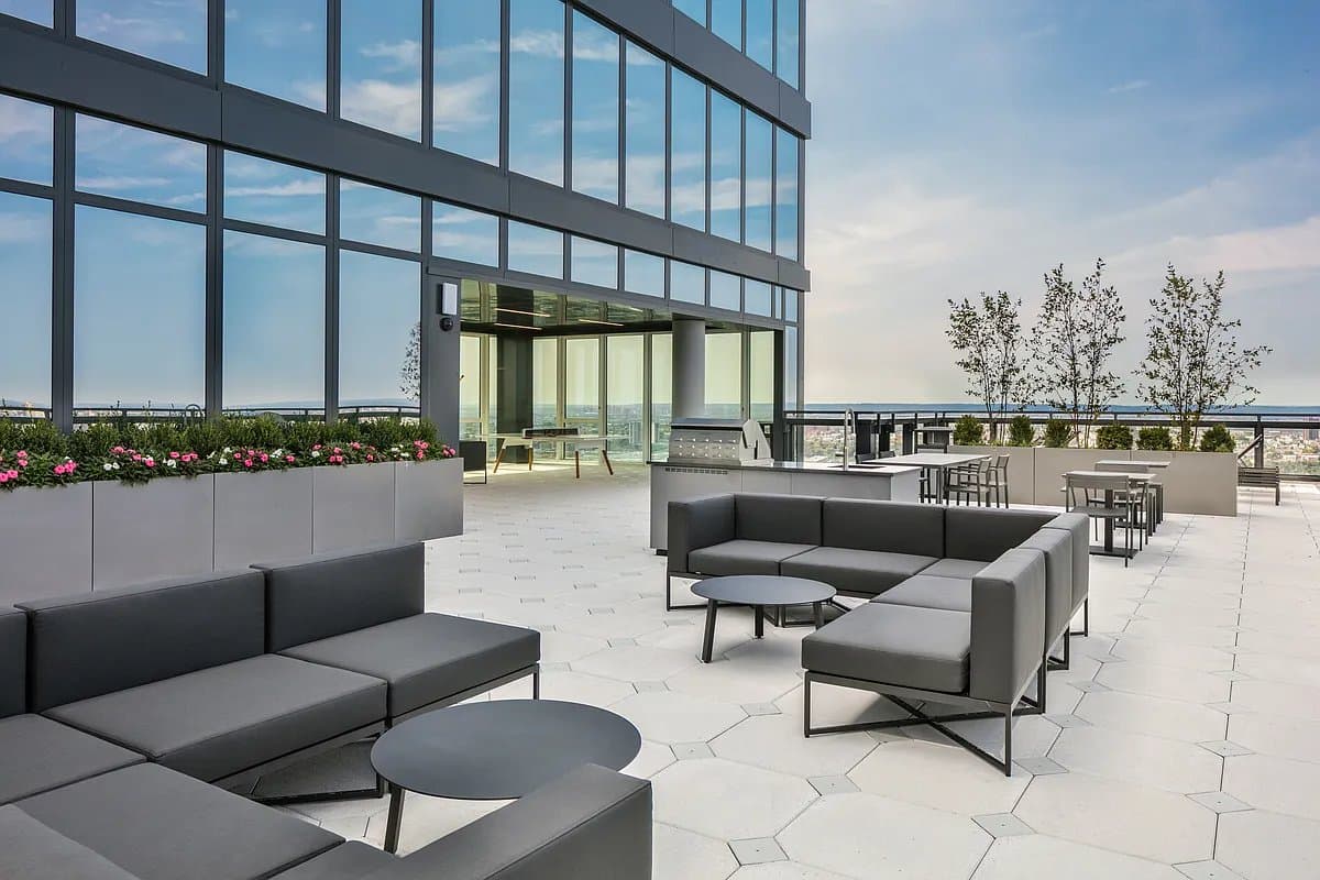 Studio apartment at 606 West 30th Street, Unit 20D, Hudson Yards, photo 16 of 21