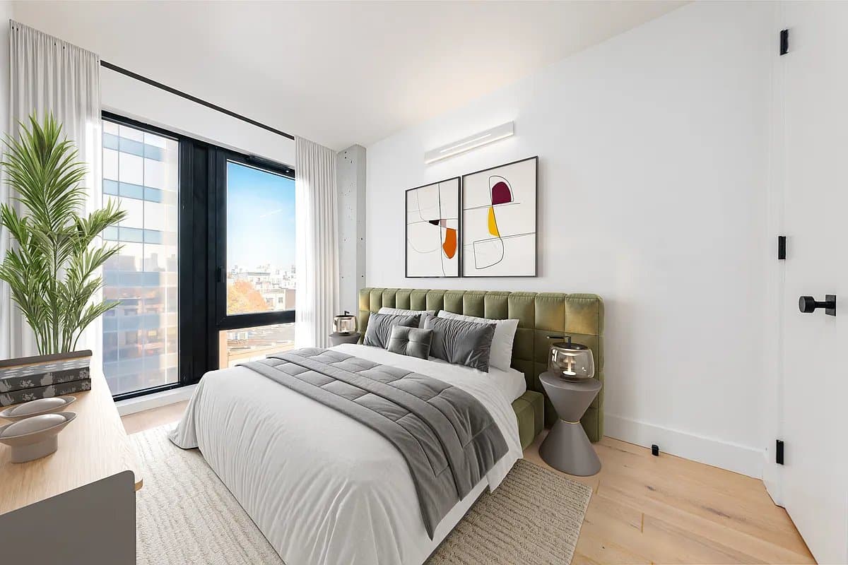 60 West 125th Street, photo 2