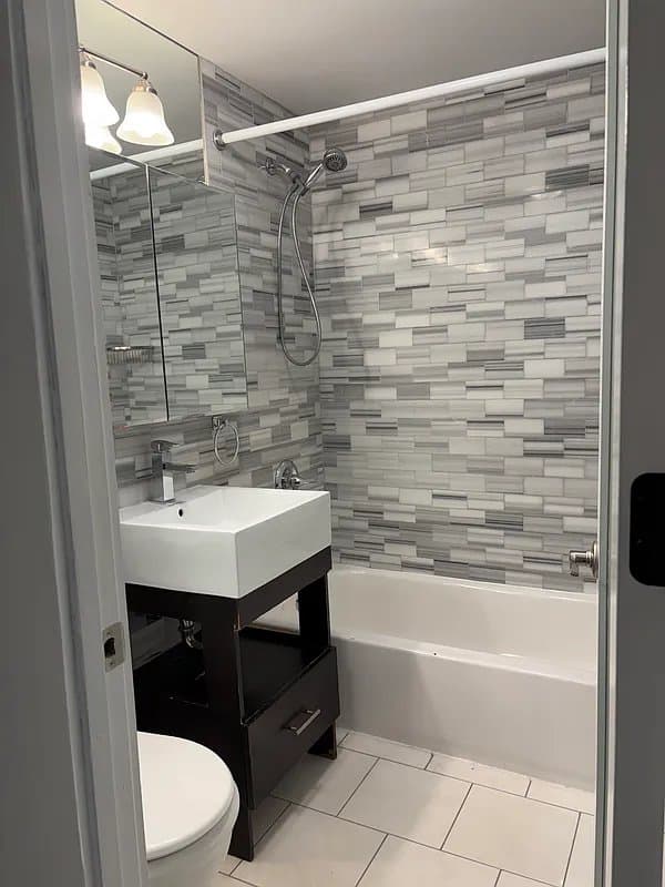 2 bed apartment at 239 West 14th Street, Unit 2A, Chelsea, photo 8 of 8