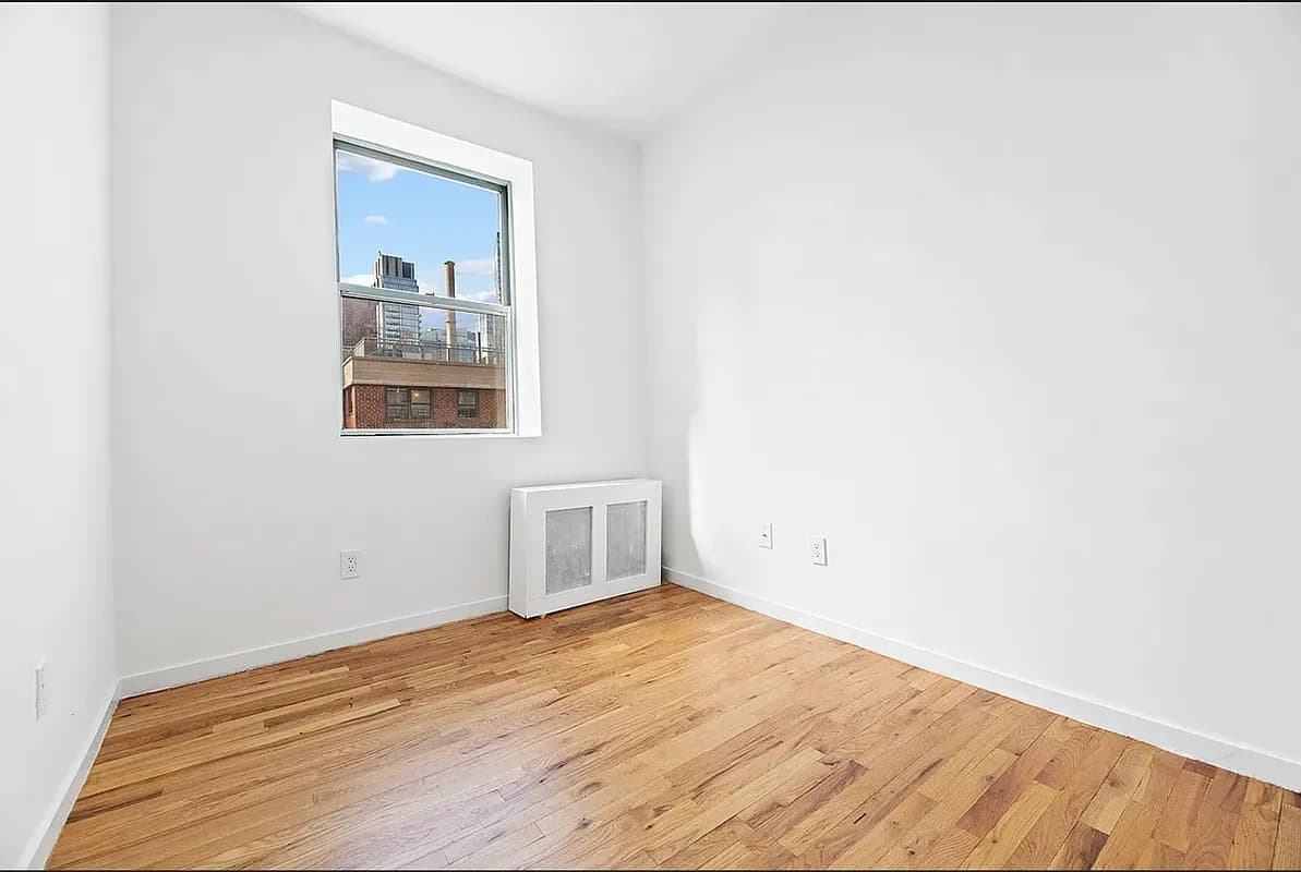 3 bed apartment at 239 West 63rd Street, Unit 2A, Upper West Side, photo 3 of 8