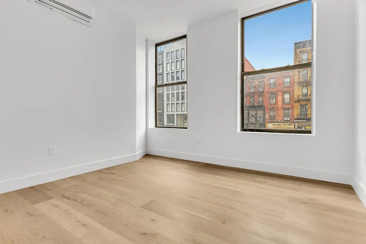 261 Bowery, photo 4