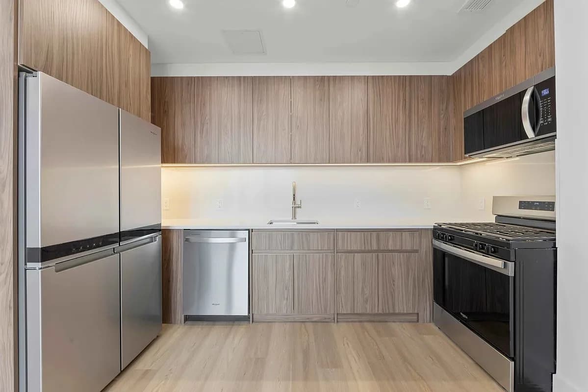 1 bed apartment at 45-10 215th Place, Unit PHG, Bayside, photo 3 of 14