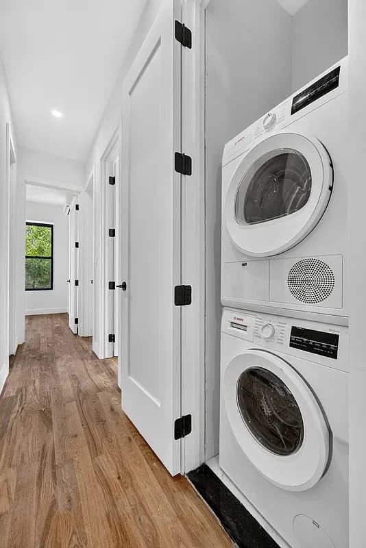 4 bed apartment at 474 Suydam Street, Unit 2FT, Bushwick, photo 8 of 10
