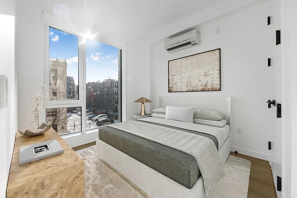 3 bed apartment at 953 Dean Street, Unit 515, Crown Heights, photo 3 of 8