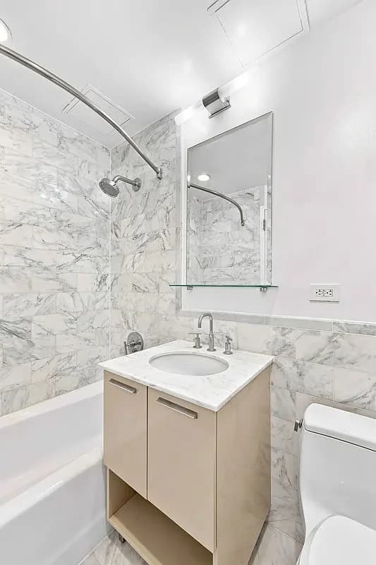 1 bed apartment at 49 East 34th Street, Unit 35B, Murray Hill, photo 5 of 8
