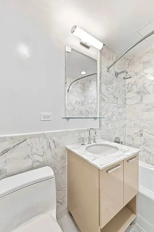 1 bed apartment at 49 East 34th Street, Unit 35C, Murray Hill, photo 5 of 8