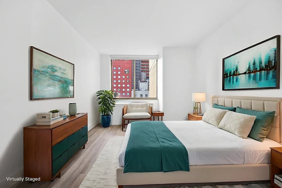 1 bed apartment at 245 East 44th Street, Unit 5G, Midtown East, photo 2 of 7