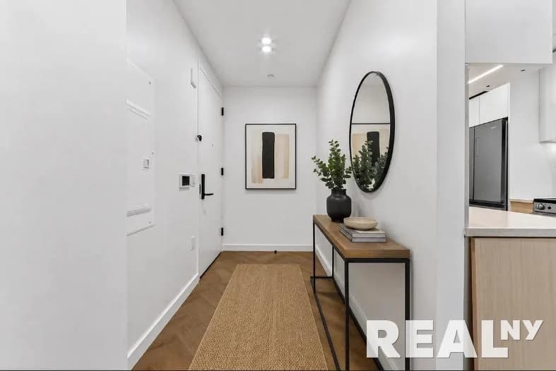 Studio apartment at 104 Fleet Place, Unit 19C, Downtown Brooklyn, photo 4 of 7