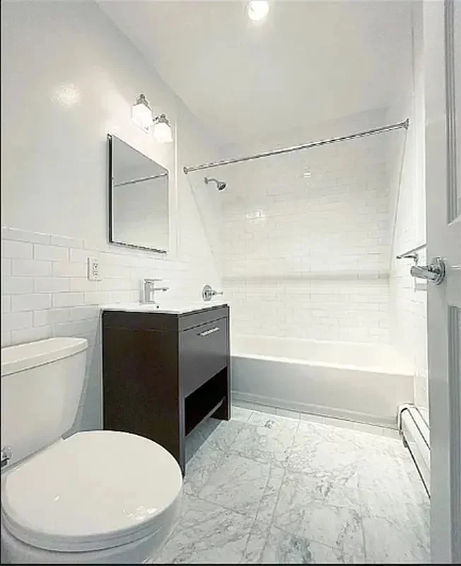 3 bed apartment at 448 West 19th Street, Unit 2AB, Chelsea, photo 8 of 8