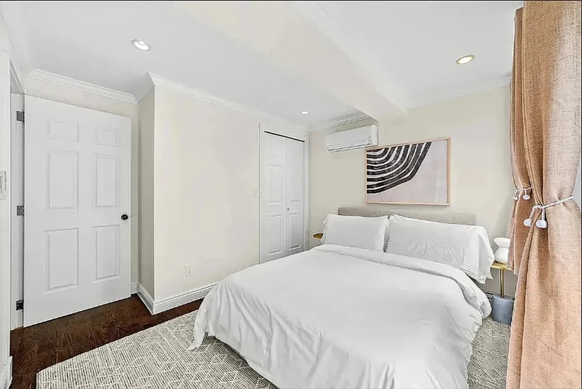 3 bed apartment at 448 West 19th Street, Unit 2AB, Chelsea, photo 3 of 8