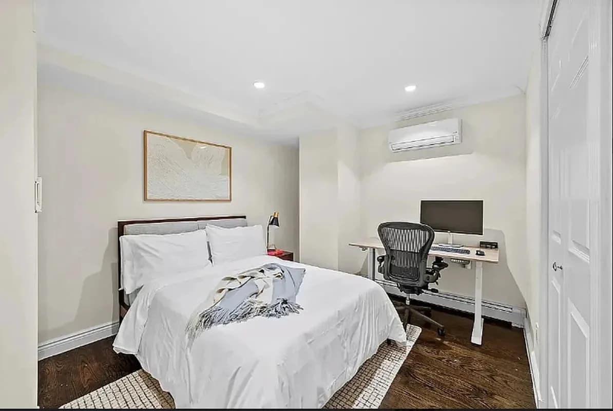 3 bed apartment at 448 West 19th Street, Unit 2AB, Chelsea, photo 4 of 8