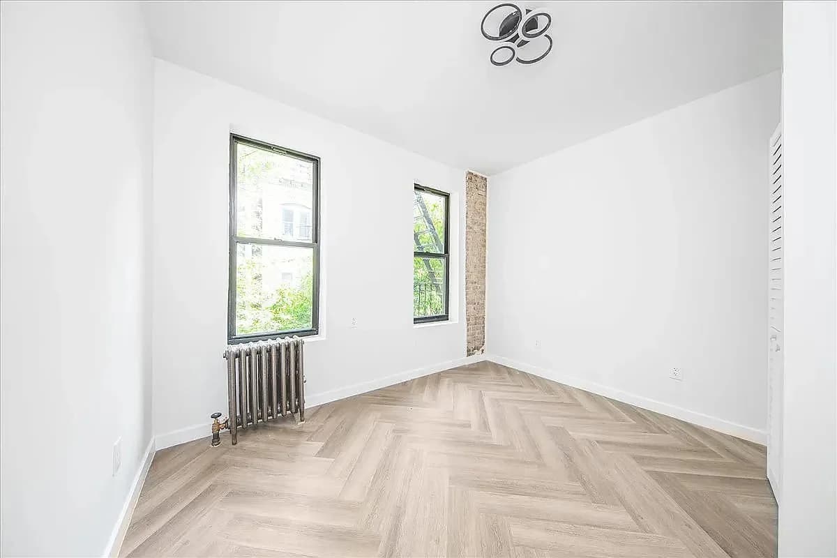 3 bed apartment at 256 Pacific Street, Unit 8, Boerum Hill, photo 3 of 7