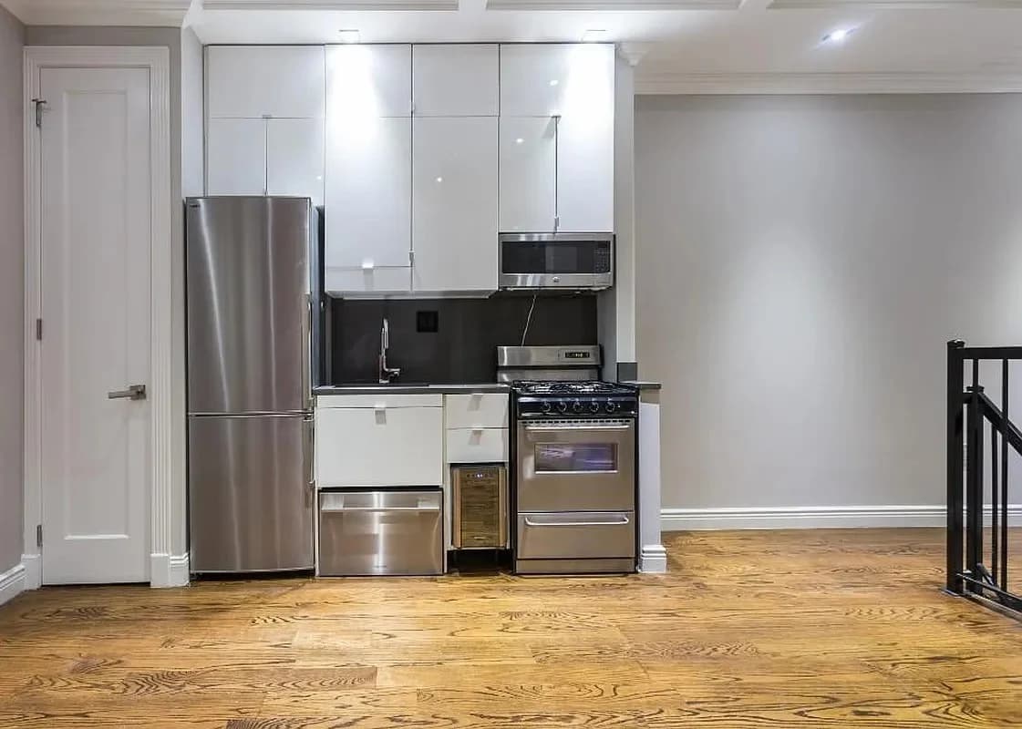 15 West 103rd Street, photo 5