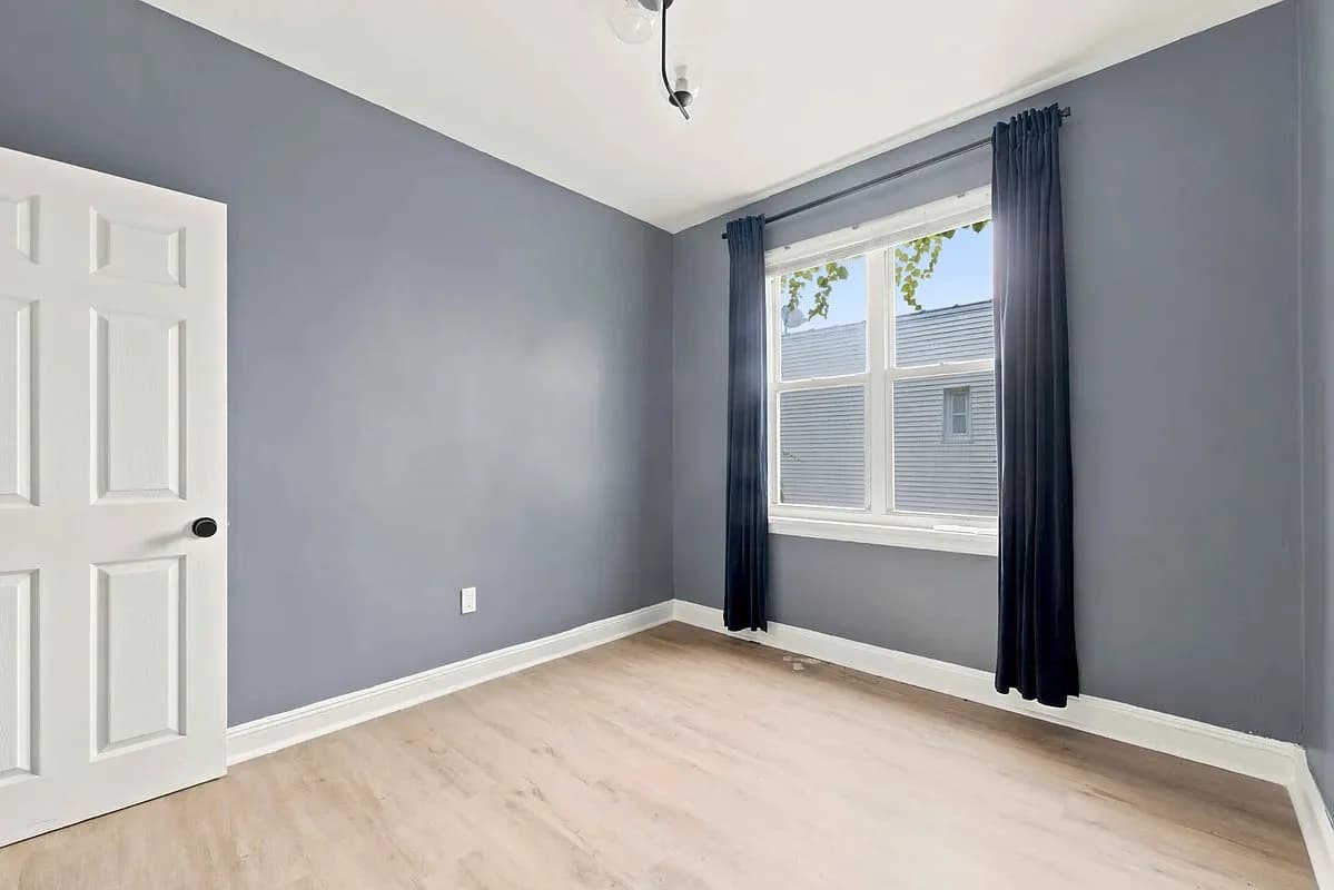 2 bed apartment at 38-18 47th Avenue, Unit 2, Sunnyside, photo 5 of 11