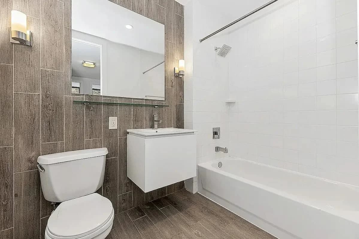 2 bed apartment at 50 Murray Street, Unit 851, Financial District, photo 4 of 4