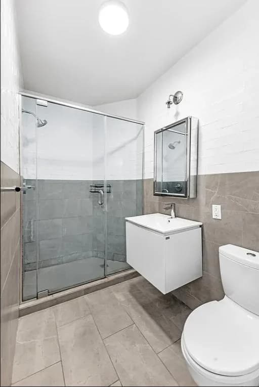 2 bed apartment at 217 Central Park North, Unit 15A, Harlem, photo 6 of 8