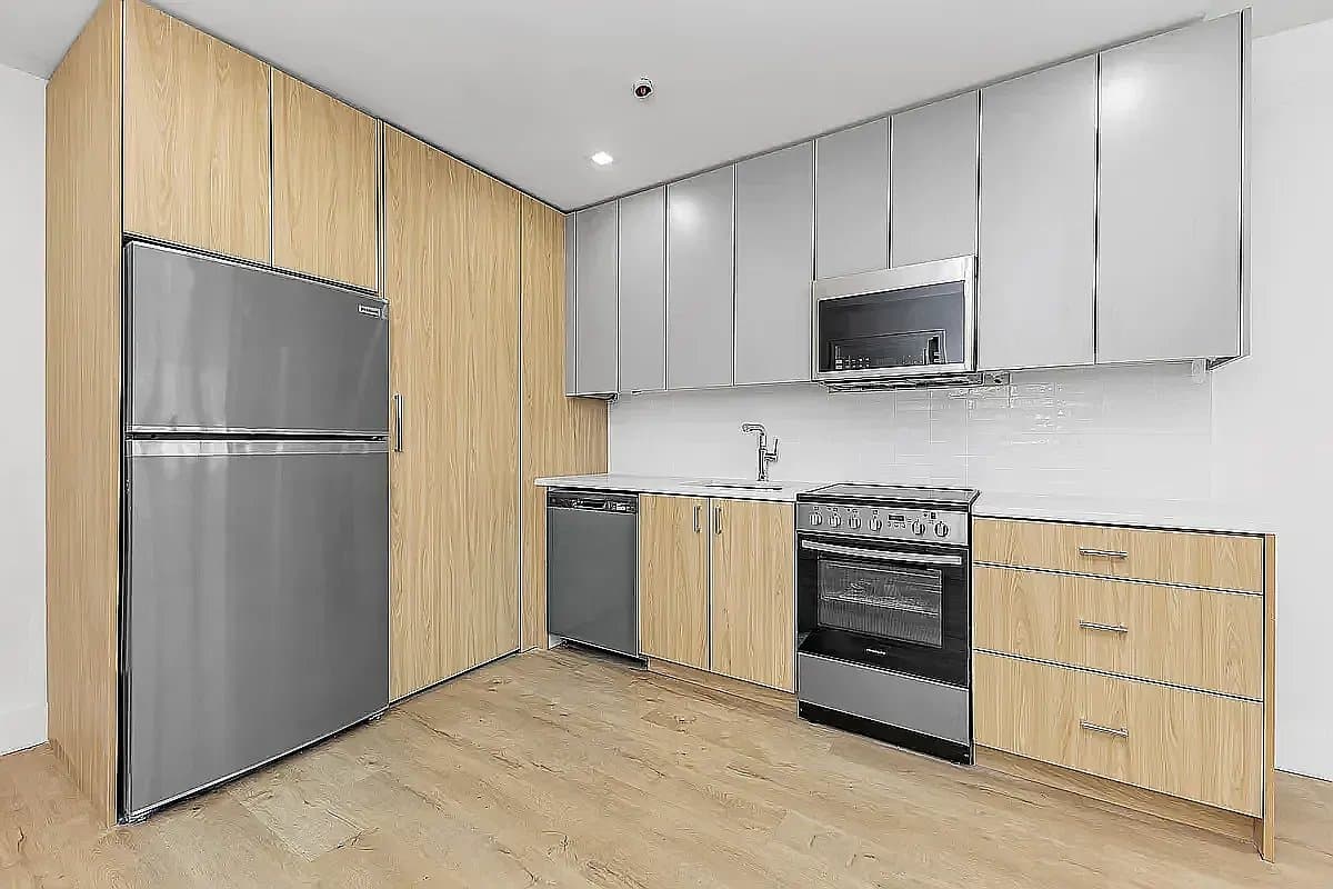 1 bed apartment at 36-45 31st Street, Unit 6E, Long Island City, photo 5 of 7