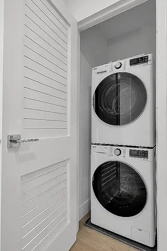 1 bed apartment at 36-45 31st Street, Unit 6E, Long Island City, photo 7 of 7