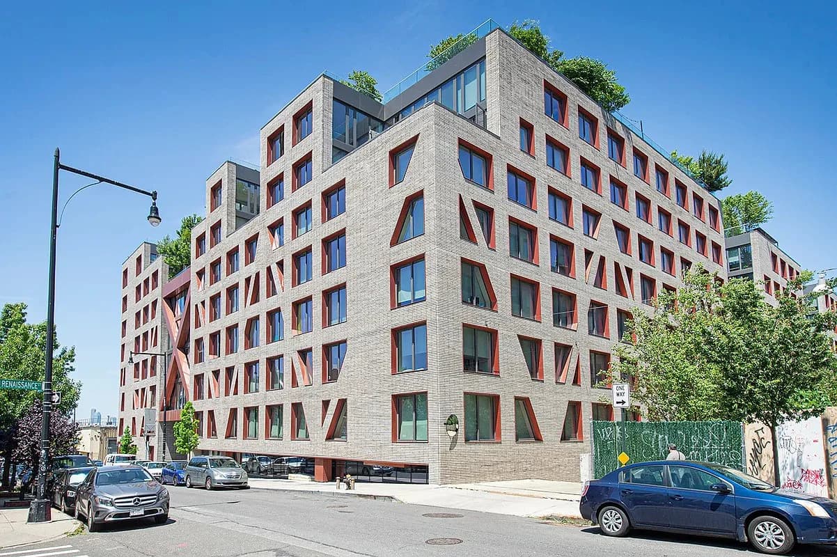 2 bed apartment at 123 Melrose Street, Unit 426, Bushwick, photo 9 of 10