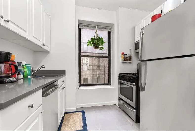 3 bed apartment at 6 West 107th Street, Unit 3A, Upper West Side, photo 5 of 7