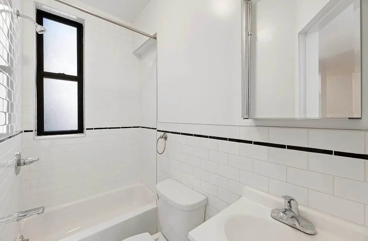 1 bed apartment at 206 Rivington Street, Unit 2F, Lower East Side, photo 5 of 5