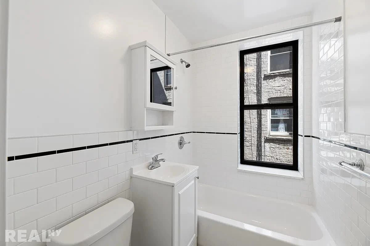 2 bed apartment at 206 Rivington Street, Unit 1D, Lower East Side, photo 5 of 5