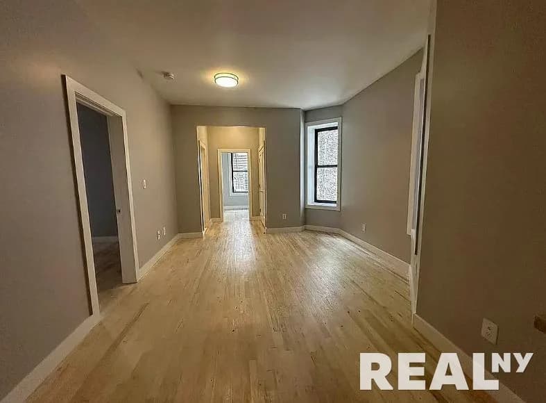 3 bed apartment at 165 E 90th St, Unit 2C, Upper East Side, photo 4 of 5