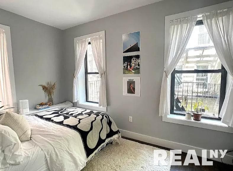 3 bed apartment at 165 E 90th St, Unit 2C, Upper East Side, photo 5 of 5