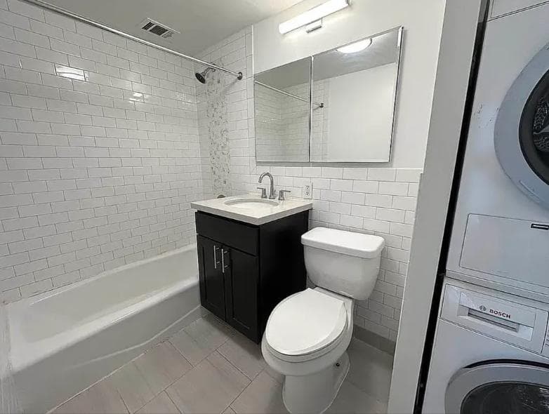 1 bed apartment at 165 E 90th St, Unit 4B, Upper East Side, photo 10 of 11