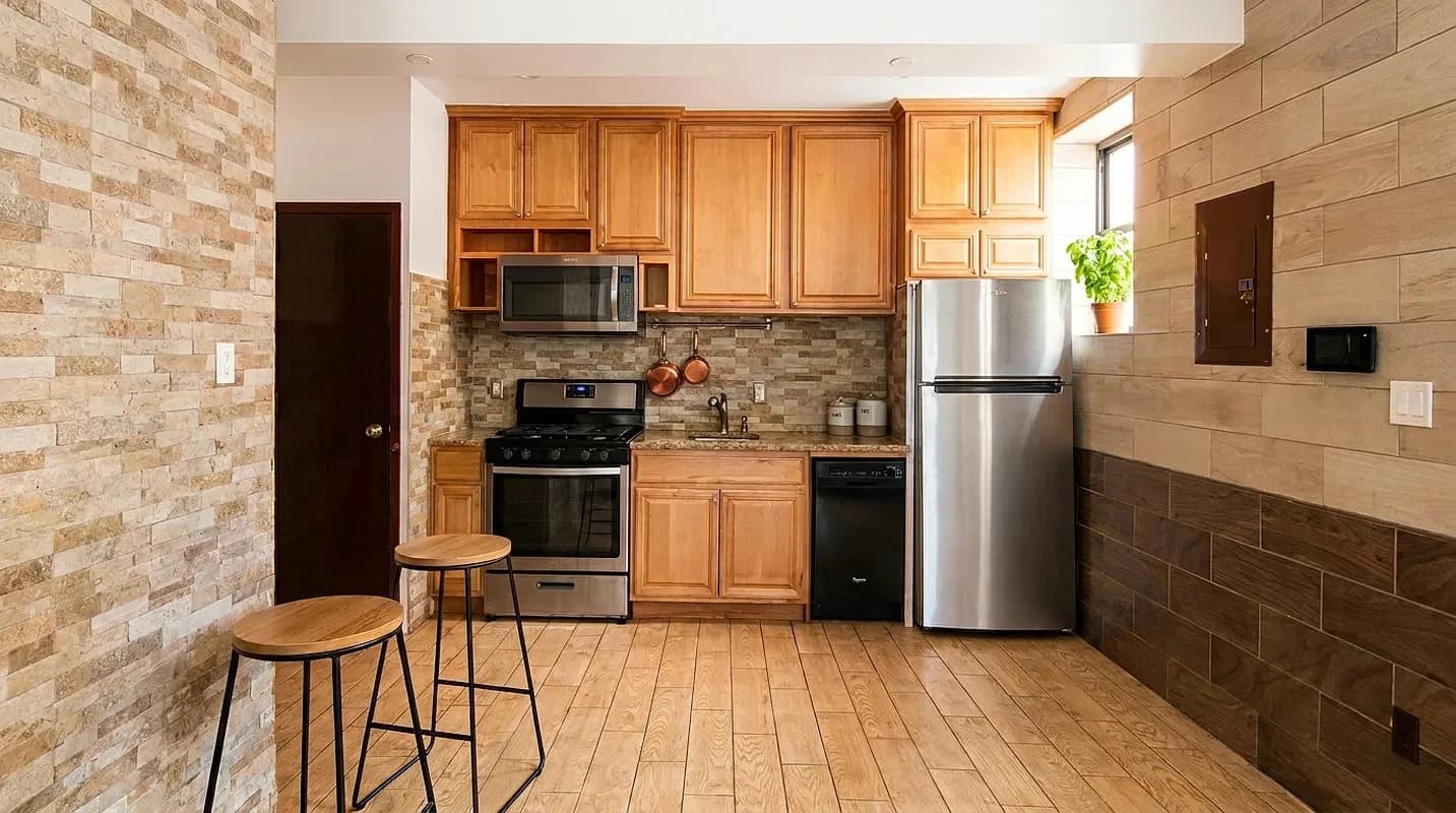 2 bed apartment at 412 Ocean View Avenue, Unit 4C, Brighton Beach, photo 4 of 6