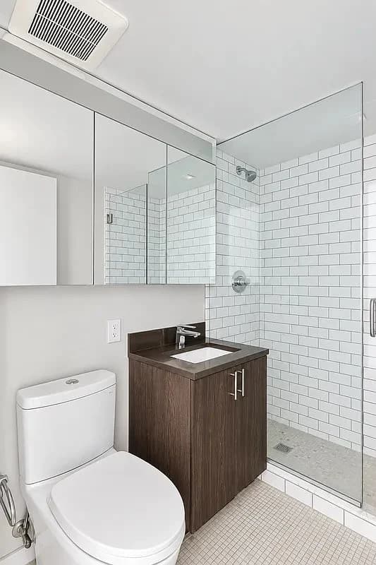 1 bed apartment at 163 Ludlow Street, Unit GEE, Lower East Side, photo 6 of 9