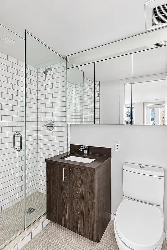 1 bed apartment at 163 Ludlow Street, Unit GEE, Lower East Side, photo 7 of 9
