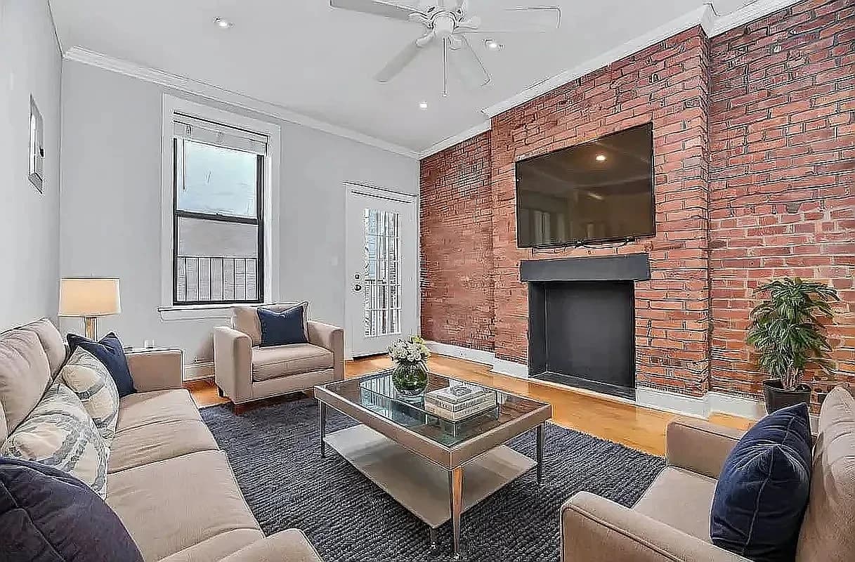 1 bed apartment at 564 Hudson Street, Unit 3A, West Village, photo 1 of 4