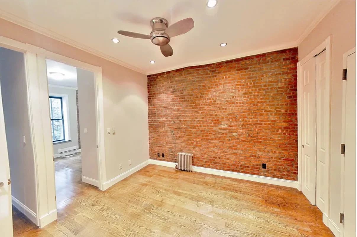 2 bed apartment at 15 West 103rd Street, Unit 2F, Upper West Side, photo 2 of 5