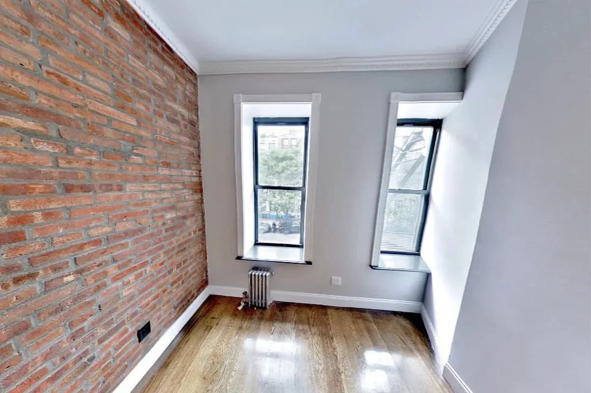 2 bed apartment at 15 West 103rd Street, Unit 2F, Upper West Side, photo 3 of 5