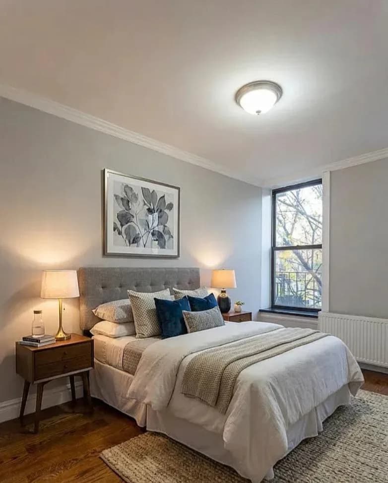 3 bed apartment at 437 W 53rd ST, Unit 4C, Hell's Kitchen, photo 3 of 6