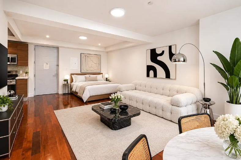 Studio apartment at 196 Macon Street, Unit 1R, Bedford Stuyvesant, photo 2 of 5