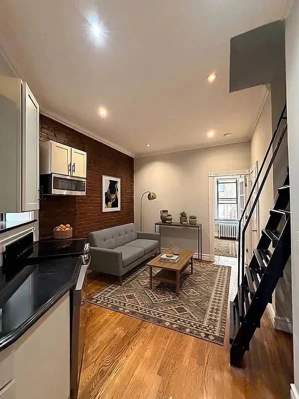 2 bed apartment at 219 East 23rd Street, Unit 20A, Kips Bay, photo 3 of 6