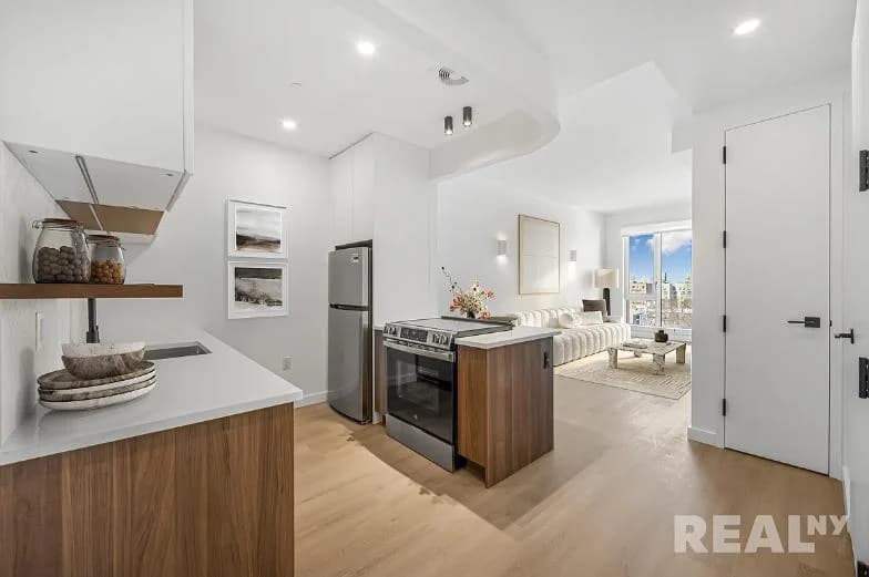 1 bed apartment at 953 Dean Street, Unit 748, Crown Heights, photo 2 of 11